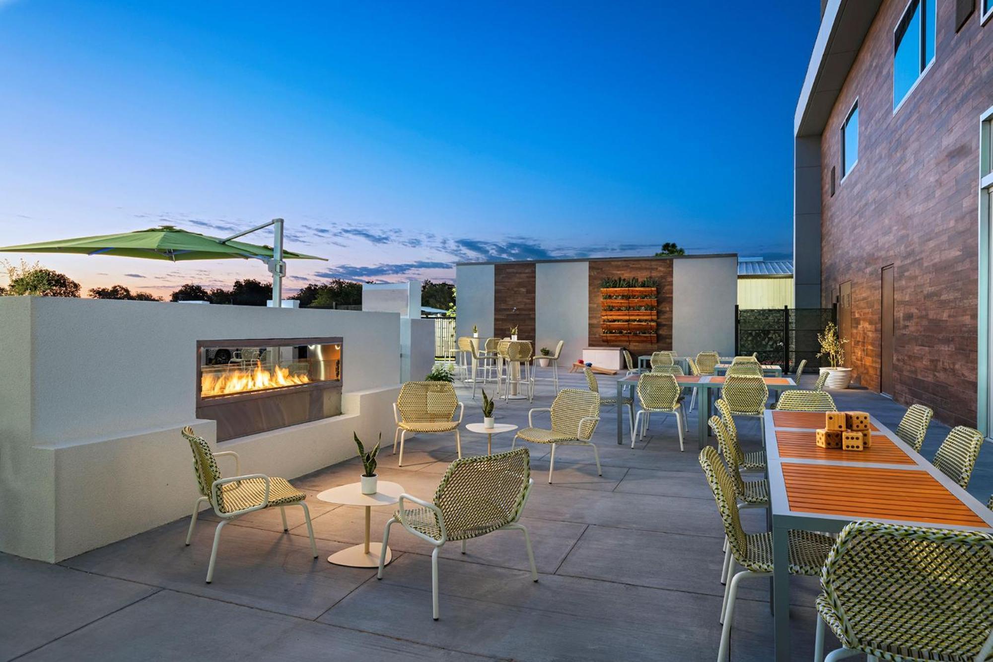 Hotel Element Waco Exterior foto